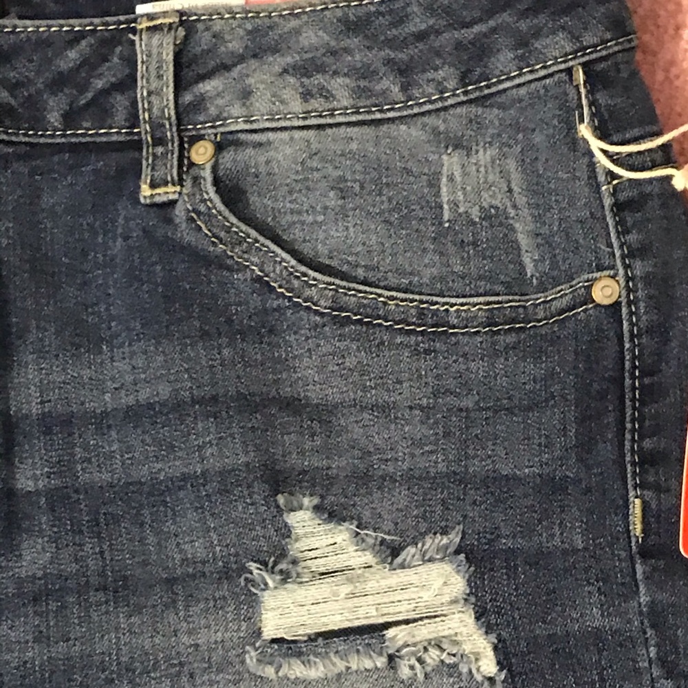 CI SONO Jean Shorts! BRAND NEW!! - Picture 6 of 8